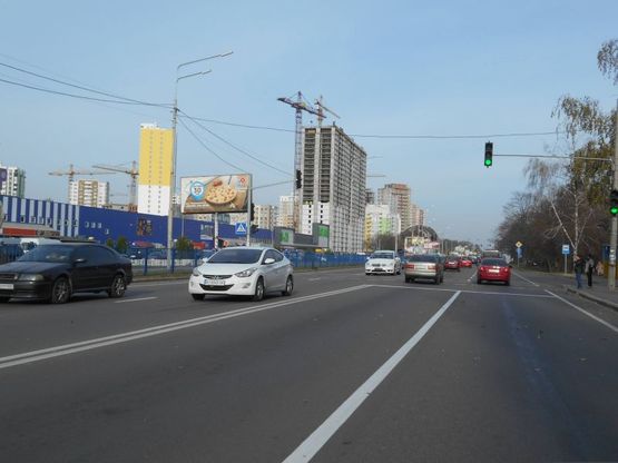 Фото рекламної площини за адресою м. Бровари, вул. Київська, навпроти будинку 306