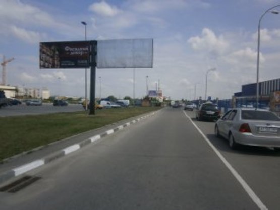 Фото рекламной плоскости по адресу Івасюка,17 (Епіцентр,Арсен) лівий