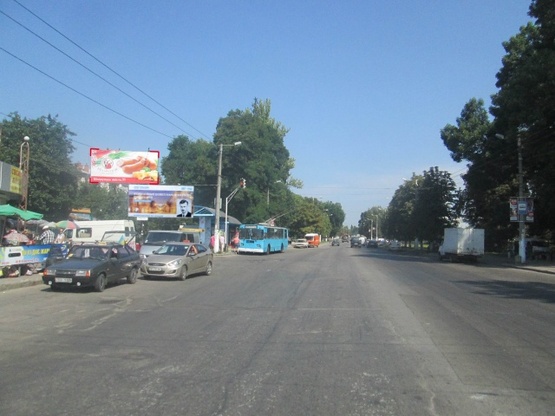 Фото рекламної площини за адресою Покровская ул. (ул. Щорса), 131 (верхняя) (ГАИ УМВД Житомира, маркет "ВОПАК", Агротехничеккий колледж, Клуб "РИО"), направл. из центра города