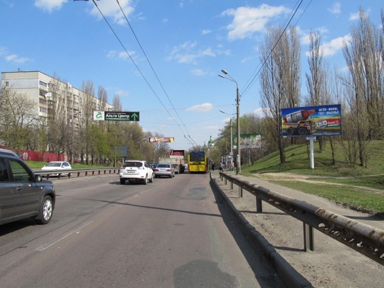 Фото рекламной плоскости по адресу Телиги Е. ул. (300м от АЗС "Shell", Детская больница, Кириловская Церковь, в направ. Петровки