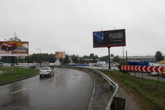 Фото рекламной плоскости по адресу Богатирська вул., з"їзд на Московський просп. Фото рекламной плоскости по адресу Богатирська вул., з"їзд на Московський просп.