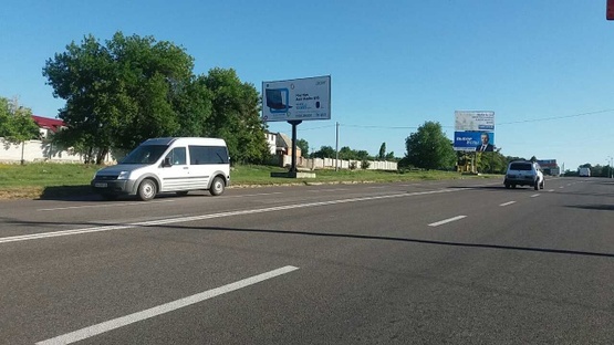 Фото рекламной плоскости по адресу 40-летия Победы ул. - Левченко ул., (Ипподром), из центра, всторону Николаева, Херсона Фото рекламной плоскости по адресу 40-летия Победы ул. - Левченко ул., (Ипподром), из центра, всторону Николаева, Херсона