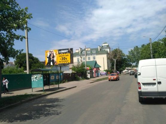 Фото рекламної площини за адресою м. Умань, вул. Шевченка, 37