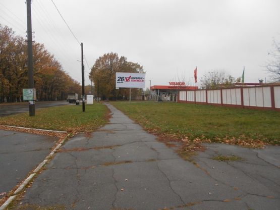 Фото рекламной плоскости по адресу м. Умань, вул. Максима Залізняка, 6