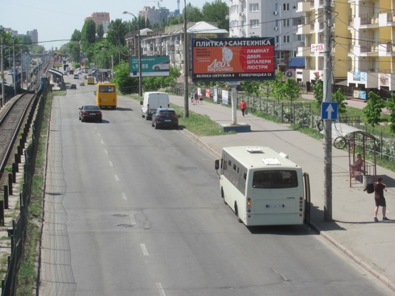 Фото рекламної площини за адресою Космонавта Комарова пр-т 24, в направлении Кольцевой дороги
