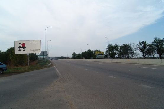 Фото рекламної площини за адресою Одесса-Киев.За Клеверным мостом из Одессы (459+230), в Киев