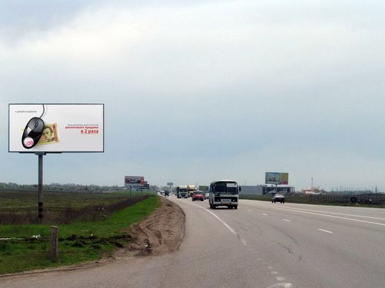 Фото рекламної площини за адресою Въезд на Клеверный мост со стороны Киевской трассы, к развязке Два Столба (Рени, Затока, Измаил, Кишинев)