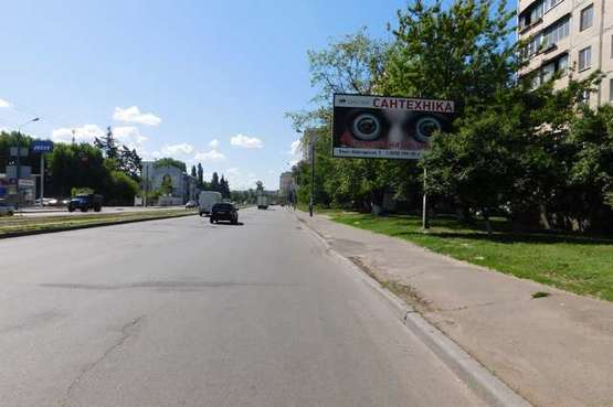 Фото рекламної площини за адресою Автозаводська вул., 17 Фото рекламної площини за адресою Автозаводська вул., 17