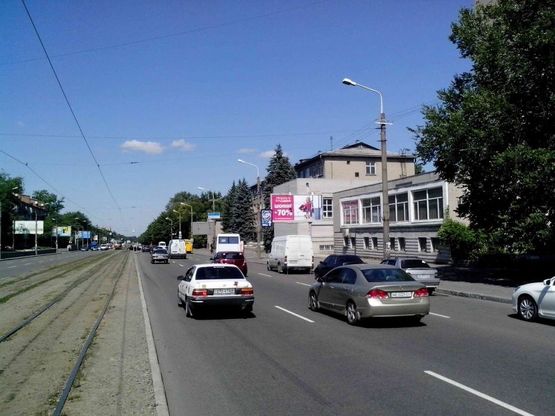 Фото рекламной плоскости по адресу пр.Б.Хмельницкого,23 Фото рекламной плоскости по адресу пр.Б.Хмельницкого,23