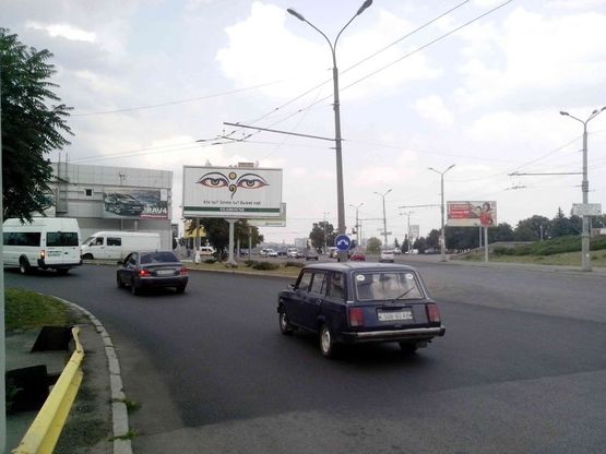 Фото рекламной плоскости по адресу Новый мост р-н Цирка Фото рекламной плоскости по адресу Новый мост р-н Цирка