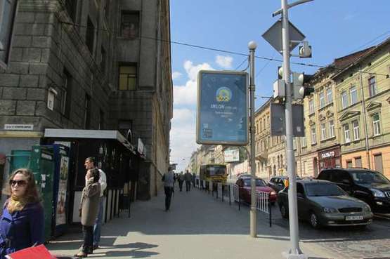 Фото рекламной плоскости по адресу Городоцька вул., 85 - Евгенія Озаркевича вул. (від центру) Фото рекламной плоскости по адресу Городоцька вул., 85 - Евгенія Озаркевича вул. (від центру)