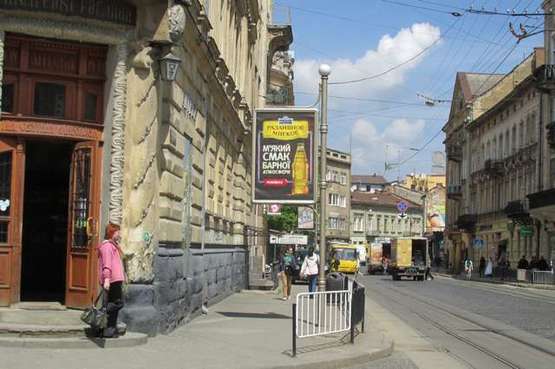Фото рекламной плоскости по адресу Івана Франка вул. - Михайла Грушевського вул. (в центр) Фото рекламной плоскости по адресу Івана Франка вул. - Михайла Грушевського вул. (в центр)