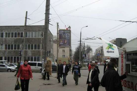 Фото рекламной плоскости по адресу Кам`янецька вул. (Кам'янецька вул.) - Староміська вул. (Примакова вул.)