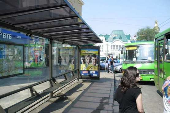 Фото рекламної площини за адресою Конституції пл. - Спартаківський пров., (зупинка) №1 (B)