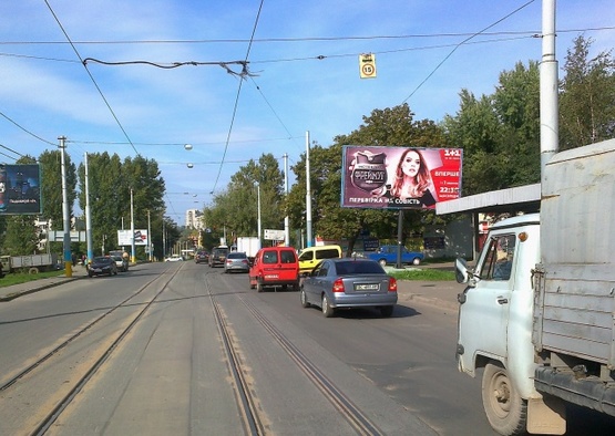 Фото рекламной плоскости по адресу Миколайчука ул., (АЗС "ANP", ТЦ "Континент", конечная остановка трамвая, маркет "Барвинок"), направл. из города