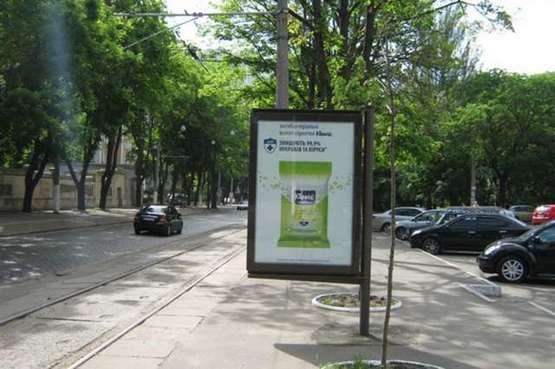 Фото рекламной плоскости по адресу Французський бульв., 16