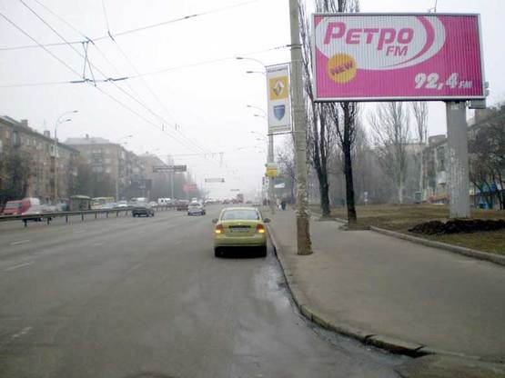 Фото рекламної площини за адресою бул.Дружбы Народов, 6