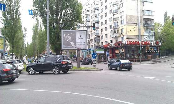 Фото рекламной плоскости по адресу Басейна вул. - Лесі Українки бульв.,  2  (БЦ "Gulliver") (№6) Фото рекламной плоскости по адресу Басейна вул. - Лесі Українки бульв.,  2  (БЦ "Gulliver") (№6)