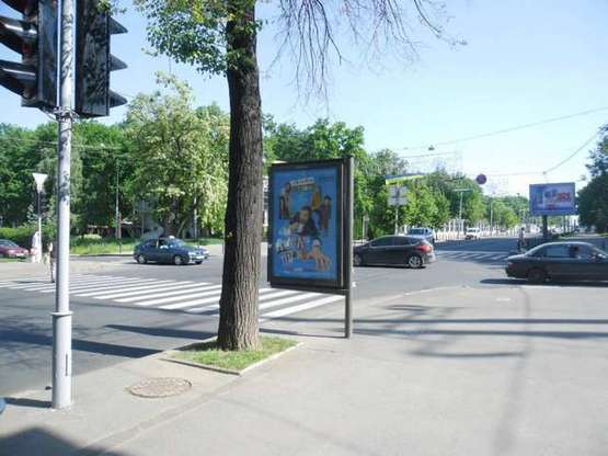 Фото рекламної площини за адресою Сумська вул. - Весніна вул. Фото рекламної площини за адресою Сумська вул. - Весніна вул.