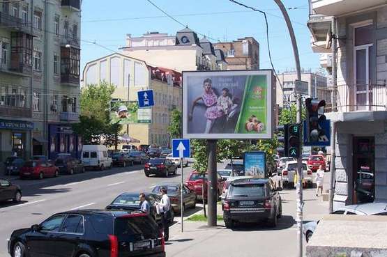 Фото рекламної площини за адресою Саксаганського вул., 26 - Антоновича вул. (Горького вул.), 26 (№2) Фото рекламної площини за адресою Саксаганського вул., 26 - Антоновича вул. (Горького вул.), 26 (№2)