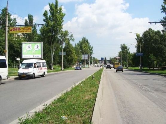 Фото рекламної площини за адресою Победы ул.,80 ЦЕНТРАЛЬНАЯ ЗОНА (.300 м.до Проспекта Соборный)