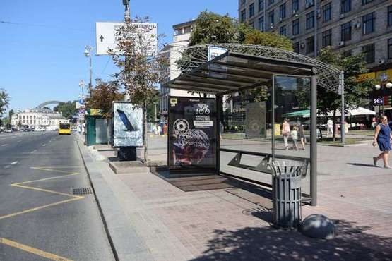 Фото рекламной плоскости по адресу Хрещатик вул., №7 (№2) Фото рекламной плоскости по адресу Хрещатик вул., №7 (№2)