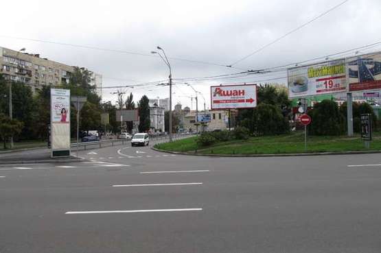 Фото рекламной плоскости по адресу Либідська пл., ТРЦ "Оcean PLaza";  ст. метро "Либідська"; вихід (з боку вул. Горького Антоновича) Фото рекламной плоскости по адресу Либідська пл., ТРЦ "Оcean PLaza";  ст. метро "Либідська"; вихід (з боку вул. Горького Антоновича)