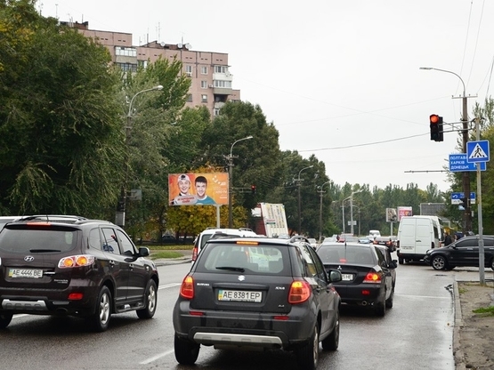 Фото рекламної площини за адресою ул. Космическая ТЦ Билла, движение к Набережной Победы. Соборный р-н. Фото рекламної площини за адресою ул. Космическая ТЦ Билла, движение к Набережной Победы. Соборный р-н.