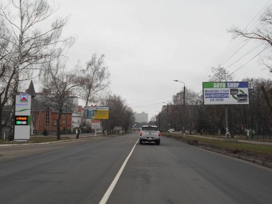 Фото рекламной плоскости по адресу м. Бровари, вул. Ярослава Мудрого, навпроти будинку 104