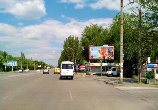 Фото рекламной плоскости по адресу Заводская Набережная ул. - Юрия Кондратюка ул.