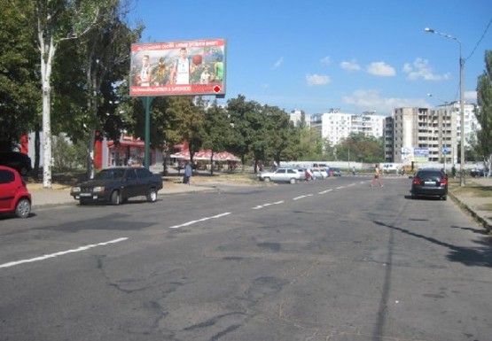 Фото рекламной плоскости по адресу Юбилейный пр. - Запорожского казачества ул.