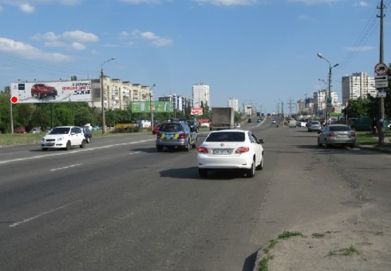 Фото рекламної площини за адресою Братиславская ул., 34