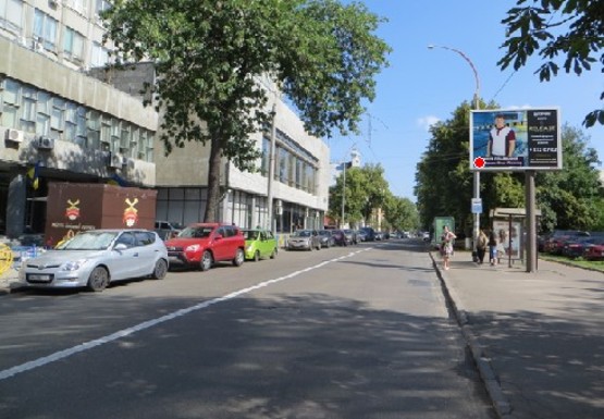 Фото рекламної площини за адресою Московская ул., 9 (BackLit)