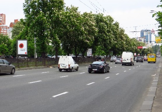 Фото рекламної площини за адресою Победы пр. Фото рекламної площини за адресою Победы пр.