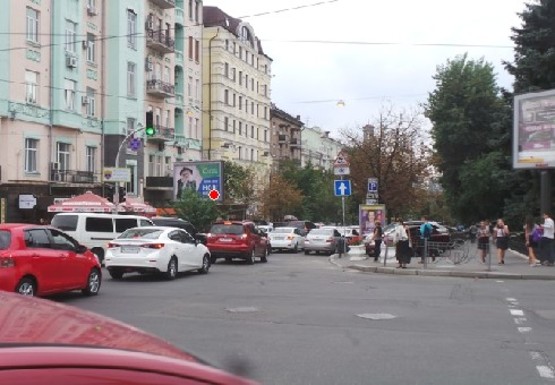 Фото рекламної площини за адресою Владимирская ул., 61