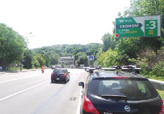 Фото рекламной плоскости по адресу Старонаводницкая ул., 8A