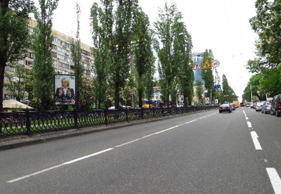 Фото рекламної площини за адресою Шевченко б-р