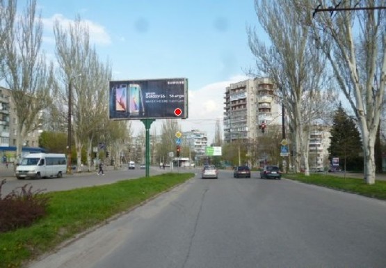 Фото рекламной плоскости по адресу Чумаченко ул., 25 Фото рекламной плоскости по адресу Чумаченко ул., 25