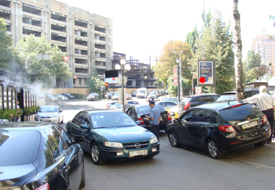 Фото рекламной плоскости по адресу Сечевых Стрельцов ул., 4 (бывш. Артема ул.)