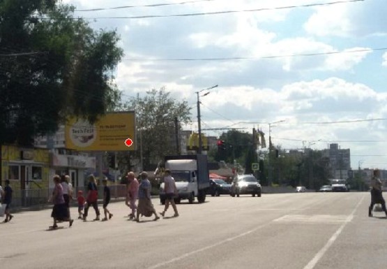 Фото рекламной плоскости по адресу Заводская Набережная ул. - Юрия Кондратюка ул.