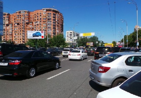 Фото рекламної площини за адресою Глушкова Академика пр., напротив Экспоцентра