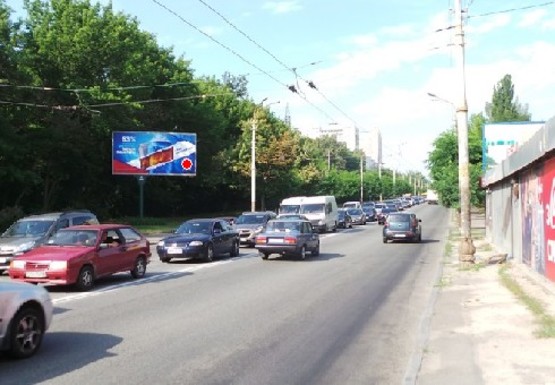Фото рекламной плоскости по адресу Голосеевский пр. (40-летия Октября пр.), напротив дома №107