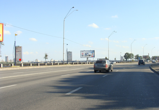 Фото рекламної площини за адресою Набережное шоссе