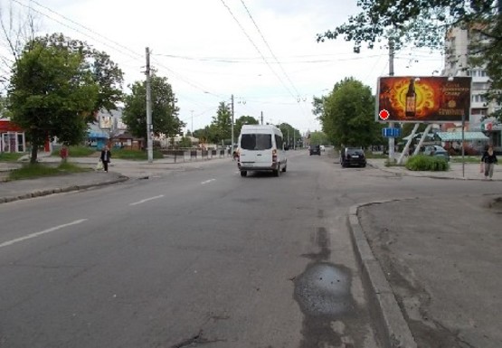 Фото рекламной плоскости по адресу Патона ул., Интер Маркет м-н Фото рекламной плоскости по адресу Патона ул., Интер Маркет м-н