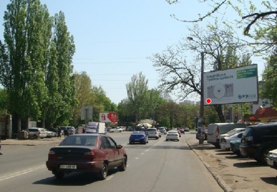 Фото рекламной плоскости по адресу Генерала Петрова ул., 17 - Космонавтов ул.