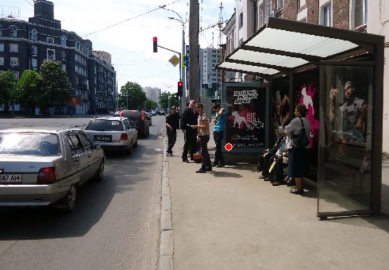 Фото рекламной плоскости по адресу Молочная ул. - Плехановская ул.,  39а (остановка)