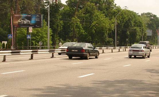 Фото рекламної площини за адресою пр-т Победы 132 (В) в центр