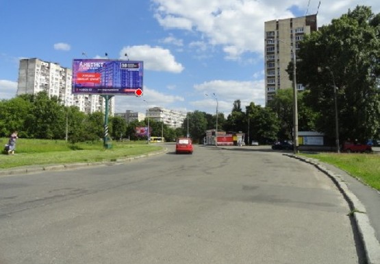 Фото рекламной плоскости по адресу Кулиша пл., 25 (бывш. Луначарского пл.)