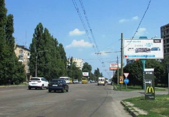 Фото рекламной плоскости по адресу Европейская ул., 145 напротив