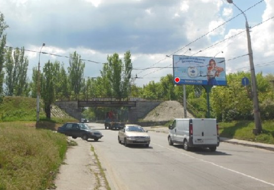 Фото рекламної площини за адресою Нефтяников ул. Фото рекламної площини за адресою Нефтяников ул.